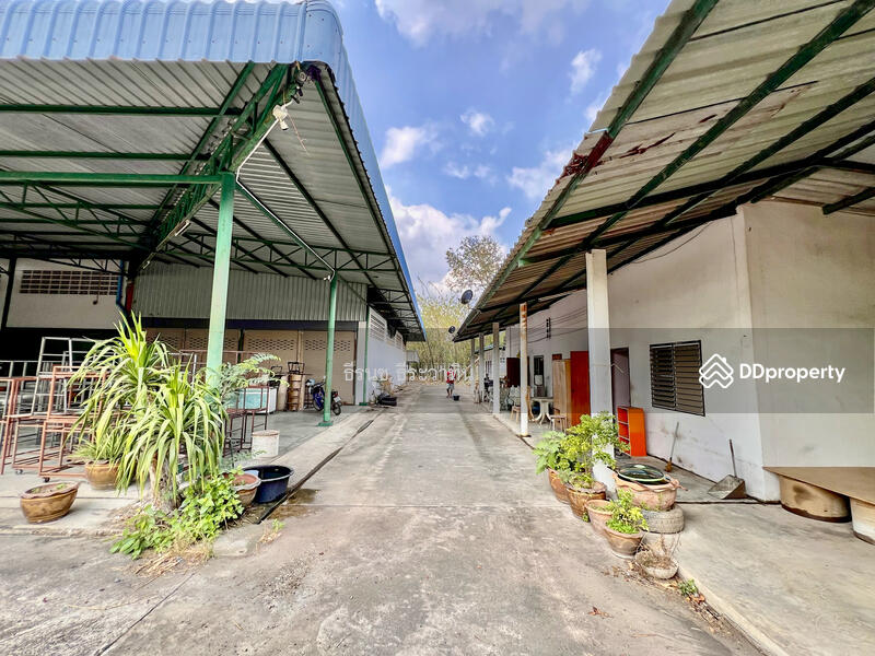 For Sale - Land and Warehouse in Panasnikom Chonburi, Chon Buri