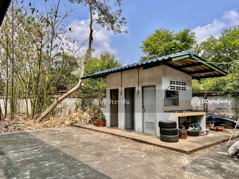 For Sale - Land and Warehouse in Panasnikom Chonburi, Chon Buri