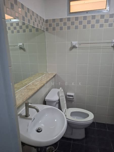 The Parkland Bangna, Bangkok, Soi Bangna-Trat 37 Bangna-Trat Road, Bang Na, Bang Na, Bangkok, 2 Bedrooms, 50 sqm, Condo For Rent, by Agentbkk, 11276806 - DDproperty.com