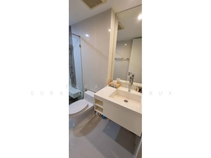 Collezio Sathorn-Pipat, Bangkok, 41 Soi Pipat 1 Silom Road, Silom, Bang Rak, Bangkok, 1 Bedroom, 41 sqm, Condo For Sale, by Pakaphon Surapongsanuruk, 11278077 - DDproperty.com