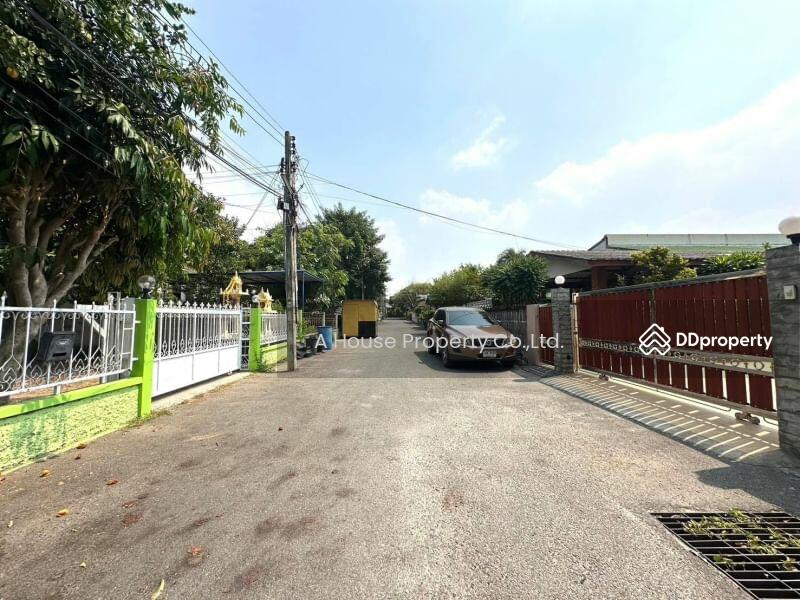 For Sale - Second-hand house in Sriracha Single-storey detached house, Bang Phra zone, Sriracha., Chon Buri