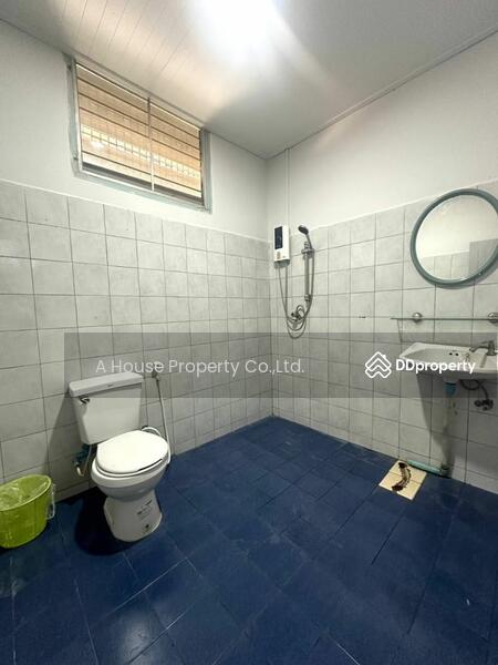 For Sale - Second-hand house in Sriracha Single-storey detached house, Bang Phra zone, Sriracha., Chon Buri