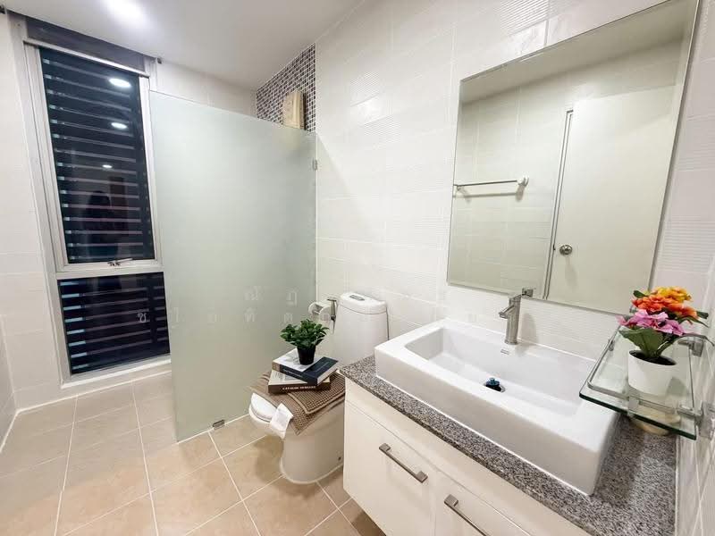 The IRIS Rama 9-Srinakarin, Bangkok, Srinakarin Road, Suan Luang, Bangkok, 1 Bedroom, 45 sqm, Condo For Sale, by ณัฏฐพัชร ชโยทิตกุลเกียรติ, 11278526 - DDproperty.com