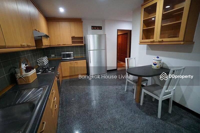 Raintree Village Apartment, Bangkok, 21 Soi Sukhumvit 41, Khlong Tan Nua, Watthana, Bangkok, 3 Bedrooms, 268 sqm, Condo For Rent, by Bangkok House Living, 11278598 - DDproperty.com