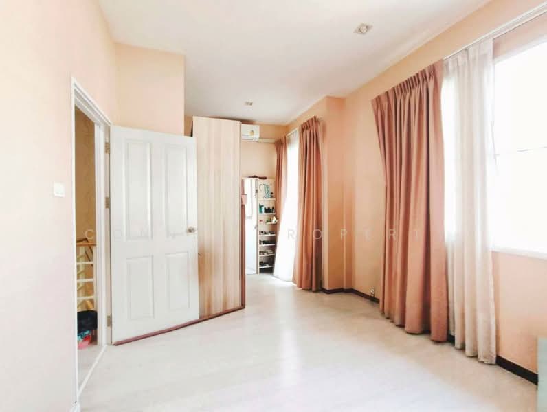 Golden Town Srinakarin-Sukhumvit, Samut Prakan, 133 Moo 4, Bang Mueng, Muang Samut Prakarn, Samut Prakan, 4 Bedrooms, 110 sqm, Townhouse For Sale, by Connex Property, 11280110 - DDproperty.com