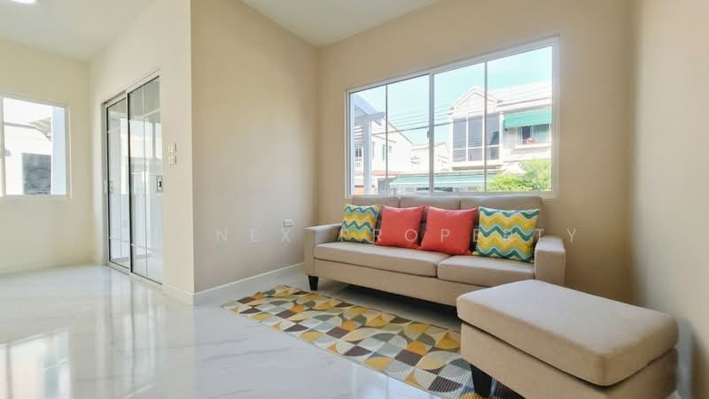 The village Chaengwatthana-Tiwananon, Nonthaburi, Soi Areeya Village, Ban Mai, Pak Kret, Nonthaburi, 3 Bedrooms, 130 sqm, Townhouse For Sale, by Connex Property, 11280149 - DDproperty.com