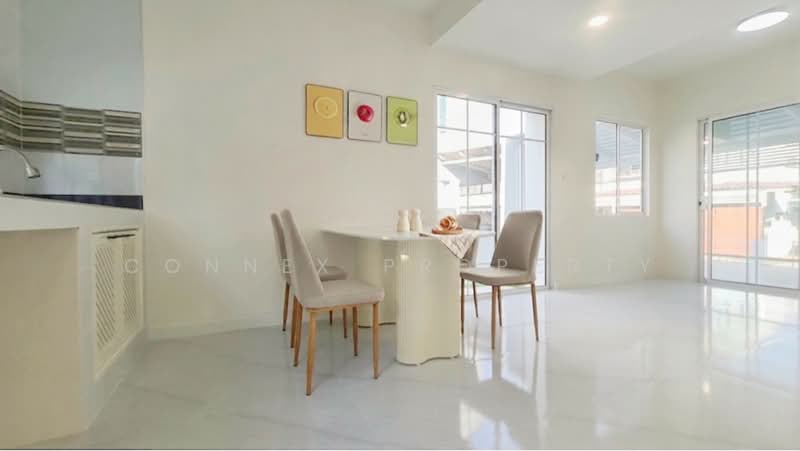 The village Chaengwatthana-Tiwananon, Nonthaburi, Soi Areeya Village, Ban Mai, Pak Kret, Nonthaburi, 3 Bedrooms, 130 sqm, Townhouse For Sale, by Connex Property, 11280149 - DDproperty.com