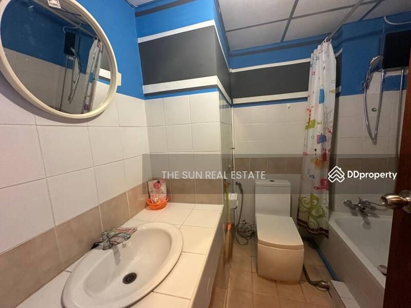 For Sale - Jomtien Beach Condo, Chon Buri (Pattaya)