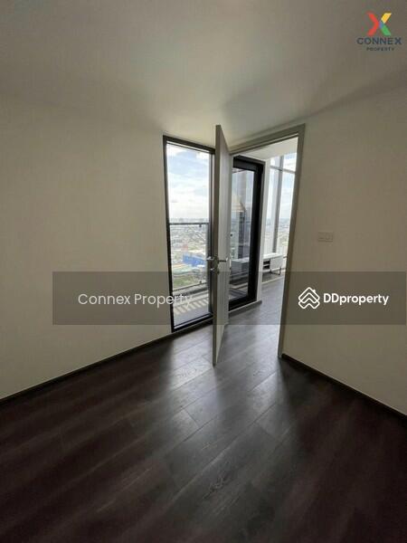 For Sale - Knightsbridge Space Ratchayothin, Bangkok