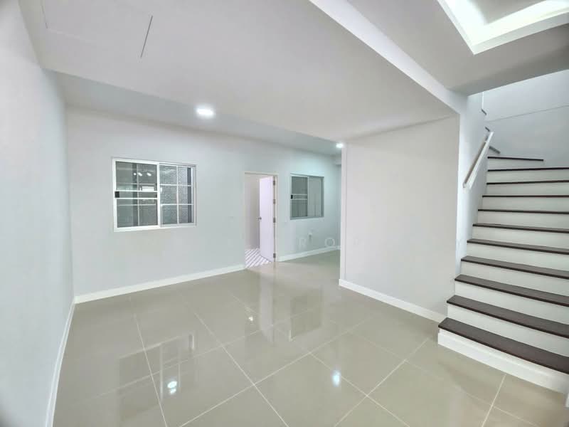 Baan Pruksa 95/2 Pinklao - Wongwaen : บ้านพฤกษา 95/2 ปิ่นเกล้า - วงแหวนฯ, นนทบุรี, ซอยกันตนา, บางม่วง, บางใหญ่, นนทบุรี, 110 ตร.ม., ทาวน์เฮ้าส์ ขาย, โดย Connex Property, 11281252 - DDproperty.com