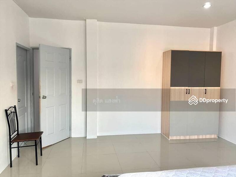 ให้เช่า - ให้เช่าทาวน์โฮม ม.เซนสิริ แหลมฉบัง ศรีราชา หลัง ม.เกษตร แต่งครบพร้อมอยู่, ชลบุรี