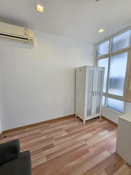 IDEO Verve Sukhumvit, Bangkok, 2077 Sukhumvit Road, Phra Kanong Nua, Watthana, Bangkok, 2 Bedrooms, 45 sqm, Condo For Rent, by Ulaiwan Boonsiri, 11282823 - DDproperty.com