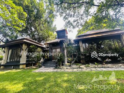 ขาย - ขายบ้านเดี่ยวหรู 5 ห้องนอน ใน เอกมัย 22 แขวงคลองตันเหนือ เขตวัฒนา กทม., กรุงเทพ