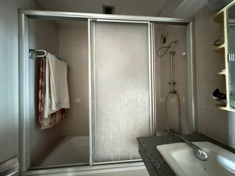Klongjan Place condominium, Bangkok, Serithai, Khlong Chan, Bang Kapi, Bangkok, 2 Bedrooms, 59 sqm, Condo For Sale, by Pakwan Srithut, 11287099 - DDproperty.com