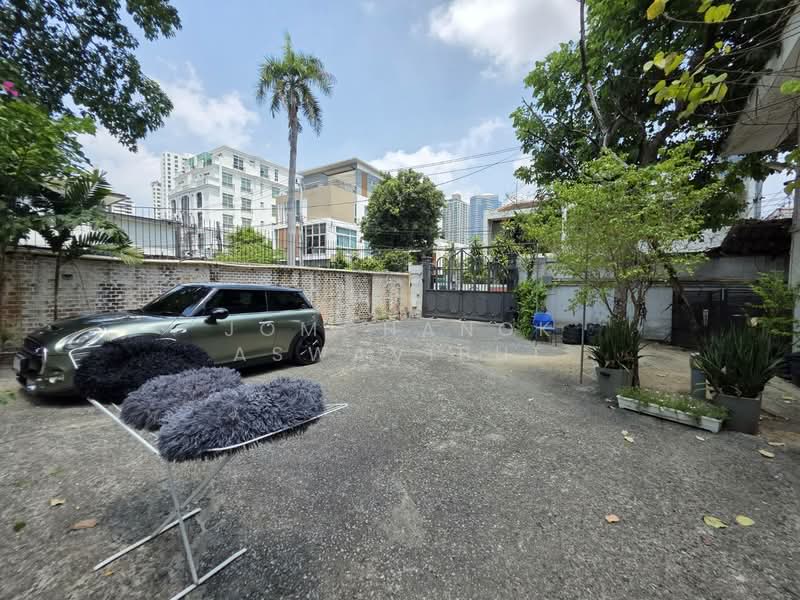 Land sukhumvit 49 yek 15, Bangkok, Khlongtoei Nua, Watthana, Bangkok, , 3,208 sqm, Land For Sale, by Jomchanok Aswavibul, 11289523 - DDproperty.com