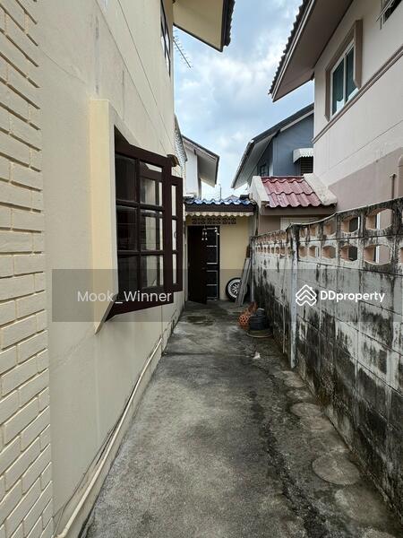 ขาย - Loet Ubon Village Phahonyothin 52 : หมู่บ้านเลิศอุบล พหลโยธิน 52, กรุงเทพ