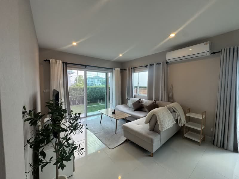 UWC international school, Phuket, Thep Krasattri, Thalang, Phuket, 3 Bedrooms, 215 sqm, Single Detached House For Sale, by Khun Joy, 11292098 - DDproperty.com