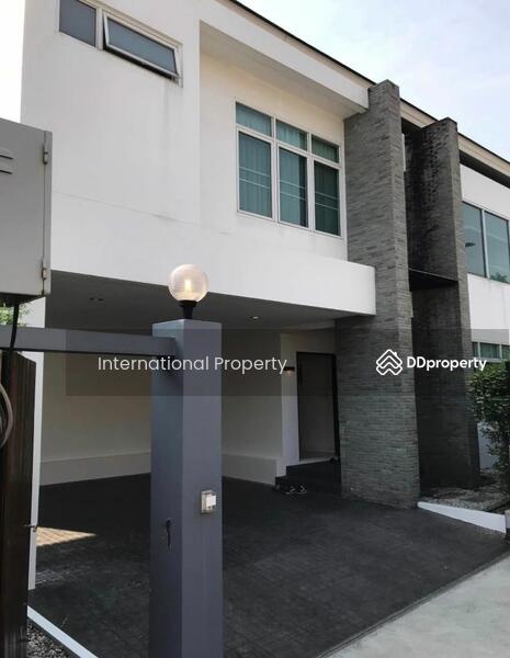 Moobaan Tararom Huamark, Bangkok, Tararom Huamark Soi 1, Phlapphla, Wang Thonglang, Bangkok, 4 Bedrooms, 460 sqm, Single Detached House For Sale, by Next Step Property, 11294988 - DDproperty.com