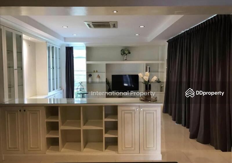 Moobaan Tararom Huamark, Bangkok, Tararom Huamark Soi 1, Phlapphla, Wang Thonglang, Bangkok, 4 Bedrooms, 460 sqm, Single Detached House For Sale, by Next Step Property, 11294988 - DDproperty.com
