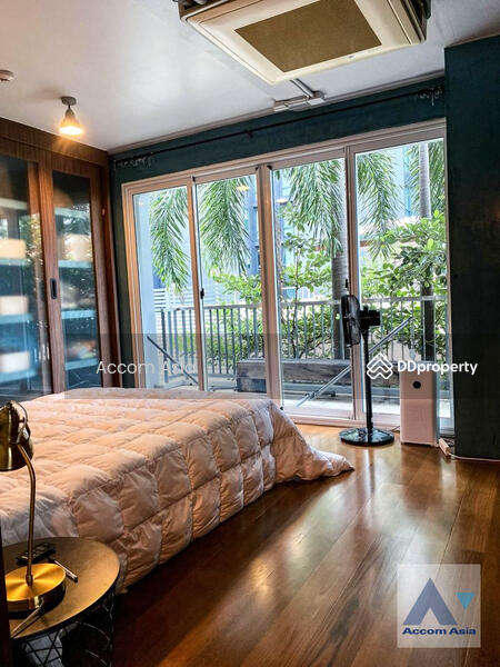 ขาย - Urbana Sukhumvit 15 : เออร์บาน่า สุขุมวิท 15, กรุงเทพ