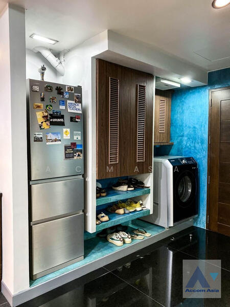 For Sale - Urbana Sukhumvit 15, Bangkok