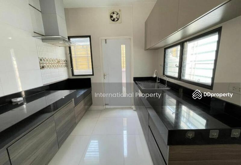 Manthana Rama 9-Srinakarin, Bangkok, 50 Krungthep Kreetha Road, Hua Mak, Bang Kapi, Bangkok, 4 Bedrooms, 476 sqm, Single Detached House For Sale, by Next Step Property, 11295433 - DDproperty.com