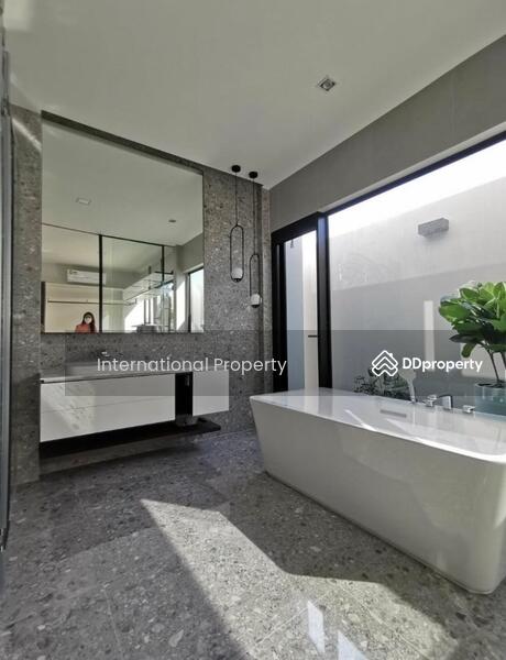 Nantawan Rama 9 Srinakarin, Bangkok, 888 Krung Thep Kritha Rd, Saphan Sung, Saphan Sung, Bangkok, 4 Bedrooms, 380 sqm, Single Detached House For Sale, by Next Step Property, 11295736 - DDproperty.com