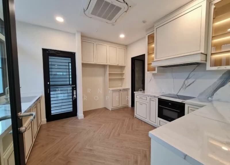 Nantawan Rama 9 Srinakarin, Bangkok, 888 Krung Thep Kritha Rd, Saphan Sung, Saphan Sung, Bangkok, 4 Bedrooms, 302 sqm, Single Detached House For Sale, by Next Step Property, 11295791 - DDproperty.com
