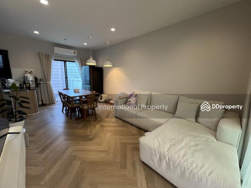 Eigen Rama 9, Bangkok, Soi Pattanakarn99, Chaloem Phrakiat Rama9 Road, Prawet, Prawet, Bangkok, 4 Bedrooms, 81 sqm, Townhouse For Sale, by Next Step Property, 11295875 - DDproperty.com