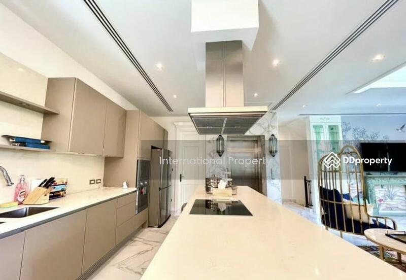 The Boulevard Ekkamai, Bangkok, 98 Soi Prasertdee, Khlong Tan Nua, Watthana, Bangkok, 4 Bedrooms, 400 sqm, Single Detached House For Sale, by Next Step Property, 11296264 - DDproperty.com