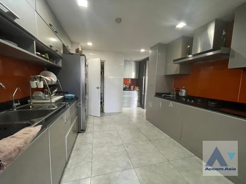 Wattana Heights, Bangkok, Sukhumvit Road, Khlongtoei Nua, Watthana, Bangkok, 4 Bedrooms, 336 sqm, Condo For Sale, by Accom Asia, 11296373 - DDproperty.com