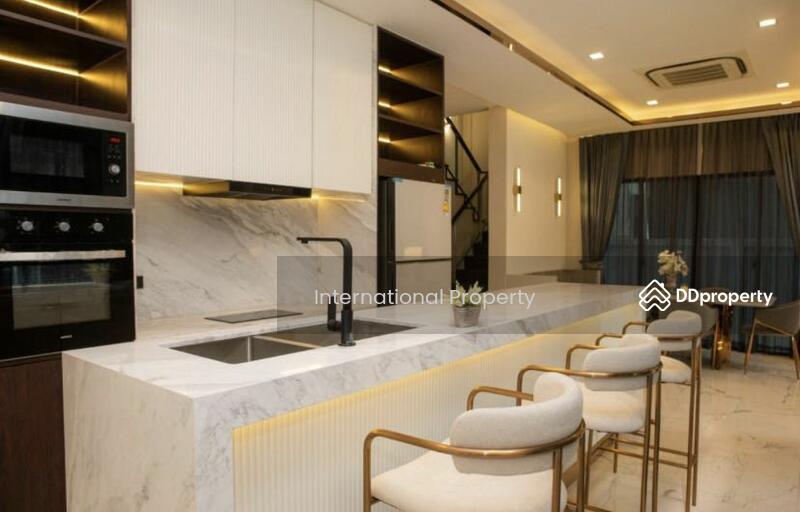 The Gentry Ekamai-Ladprao, Bangkok, 90 Soi Ladprao 94, Phlapphla, Wang Thonglang, Bangkok, 3 Bedrooms, 372 sqm, Single Detached House For Sale, by Next Step Property, 11296714 - DDproperty.com