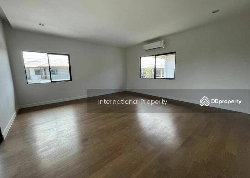 Burasiri Pattanakarn, Bangkok, New Pattanakarn Road, Prawet, Prawet, Bangkok, 4 Bedrooms, 400 sqm, Single Detached House For Sale, by Next Step Property, 11297418 - DDproperty.com