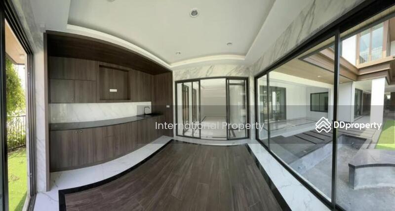 Burasiri Pattanakarn, Bangkok, New Pattanakarn Road, Prawet, Prawet, Bangkok, 4 Bedrooms, 400 sqm, Single Detached House For Sale, by Next Step Property, 11297418 - DDproperty.com