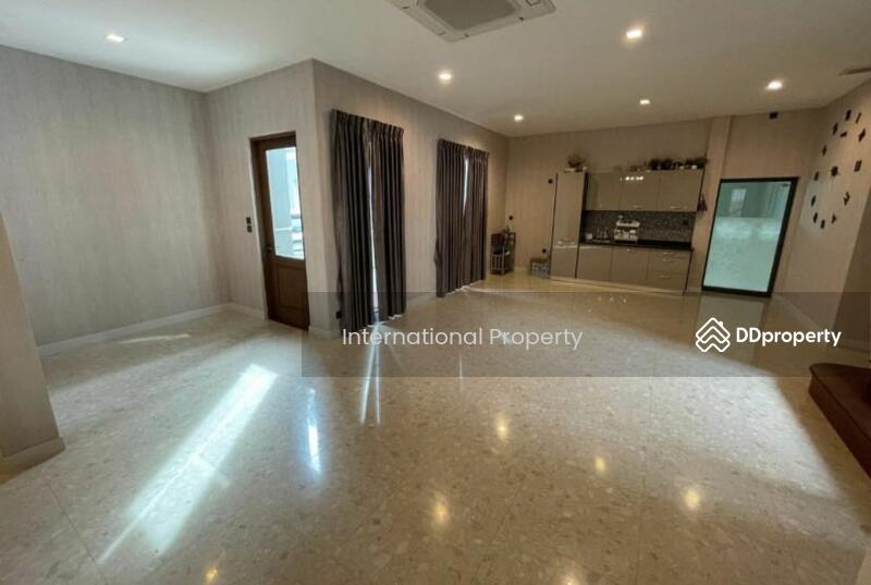 Grand Bangkok Boulevard Sukhumvit, Samut Prakan, Bearing-Lasalle Road, Samrong Nua, Muang Samut Prakarn, Samut Prakan, 4 Bedrooms, 500 sqm, Single Detached House For Sale, by Next Step Property, 11297561 - DDproperty.com