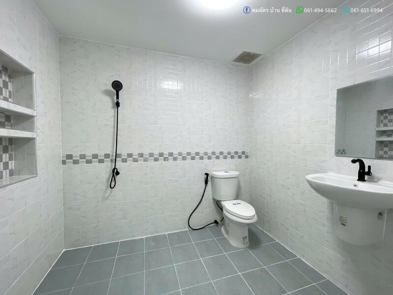 ทาว์นเฮ้าส์ 2 ชั้น หมู่บ้าน กฤษณาเฮ้าส์ ซ.ไก่ย่างโคราช, Pathum Thani, Khlong Song, Khlong Luang, Pathum Thani, 2 Bedrooms, 80 sqm, Townhouse For Sale, by Pichitchai Kaensaksiri, 11298241 - DDproperty.com