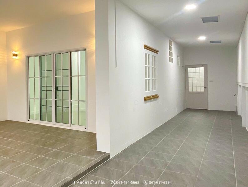 ทาวน์โฮมแฝด 2 ชั้น หมู่บ้านสวนเทพประทาน คลองสอง อำเภอคลองหลวง ปทุมธานี, ปทุมธานี, คลองสอง, คลองหลวง, ปทุมธานี, 109 ตร.ม., ทาวน์เฮ้าส์ ขาย, โดย Pichitchai Kaensaksiri, 11298710 - DDproperty.com