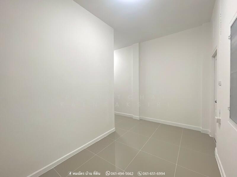 ทาวน์โฮมแฝด 2 ชั้น หมู่บ้านสวนเทพประทาน คลองสอง อำเภอคลองหลวง ปทุมธานี, Pathum Thani, Khlong Song, Khlong Luang, Pathum Thani, 4 Bedrooms, 109 sqm, Townhouse For Sale, by Pichitchai Kaensaksiri, 11298710 - DDproperty.com