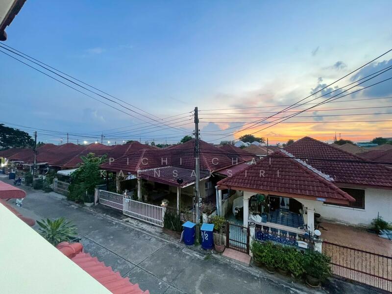 ทาวน์โฮมแฝด 2 ชั้น หมู่บ้านสวนเทพประทาน คลองสอง อำเภอคลองหลวง ปทุมธานี, Pathum Thani, Khlong Song, Khlong Luang, Pathum Thani, 4 Bedrooms, 109 sqm, Townhouse For Sale, by Pichitchai Kaensaksiri, 11298710 - DDproperty.com