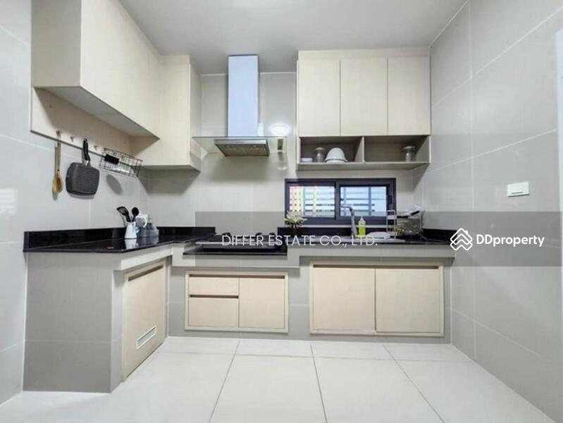 Burasiri Wongwaen-On Nut, Samut Prakan, Soi Kanchanaphisek 39, Kanchanaphisek Road, Rachathewa, Bang Plee, Samut Prakan, 4 Bedrooms, 220 sqm, Single Detached House For Sale, by DIFFER ESTATE CO., LTD, 11299832 - DDproperty.com