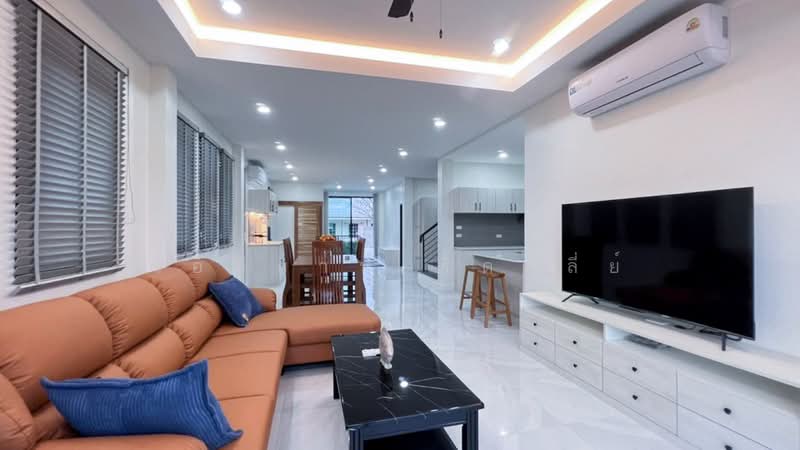 บ้านสไตล์ร่วมสมัยสำหรับขายล่วงหน้าในดอยสะเก็ดพร้อมวิวภูเขาอันตระการตา, เชียงใหม่, ลวงเหนือ, ดอยสะเก็ด, เชียงใหม่, 258 ตร.ม., บ้านเดี่ยว ขาย, โดย เอลียาห์ ริดจ์ลี่ย์, 11300140 - DDproperty.com