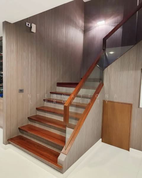 The Gallery House Pattern, Bangkok, 230/145 Lat Phrao, Intersection 31, Jom Phon, Chatuchak, Bangkok, 5 Bedrooms, 350 sqm, Single Detached House For Sale, by Nextep Property, 11300705 - DDproperty.com