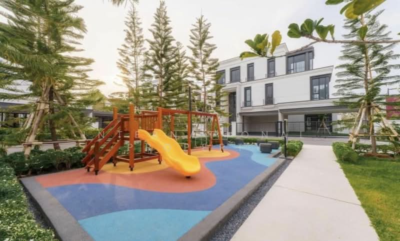 Malton Gates Krungthep Kreetha, Bangkok, Srinakarin-Romklao Road (New Krungthep Kreetha), Saphan Sung, Saphan Sung, Bangkok, 5 Bedrooms, 544 sqm, Single Detached House For Sale, by Nextstep Property, 11300755 - DDproperty.com