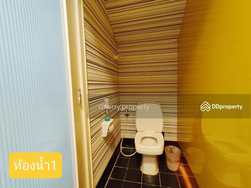 Baan Klangmuang Grand De Paris Ratchada, Bangkok, Pradit Manutham Road, Wang Thonglang, Wang Thonglang, Bangkok, 3 Bedrooms, 195 sqm, Townhouse For Rent, by Tamita Kongsoithong, 11301472 - DDproperty.com