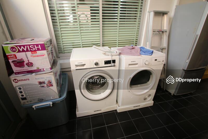 Baan Klangmuang Grand De Paris Ratchada, Bangkok, Pradit Manutham Road, Wang Thonglang, Wang Thonglang, Bangkok, 3 Bedrooms, 195 sqm, Townhouse For Rent, by Tamita Kongsoithong, 11301472 - DDproperty.com