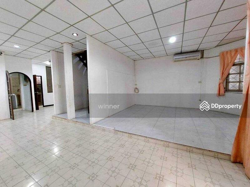 ขาย - Moobaan Chalathorn Soi Sathu Pradit 57 : หมู่บ้านชลาธร ซอยสาธุประดิษฐ์ 57, กรุงเทพ