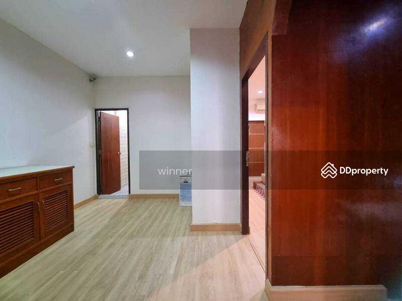 ขาย - Moobaan Chalathorn Soi Sathu Pradit 57 : หมู่บ้านชลาธร ซอยสาธุประดิษฐ์ 57, กรุงเทพ