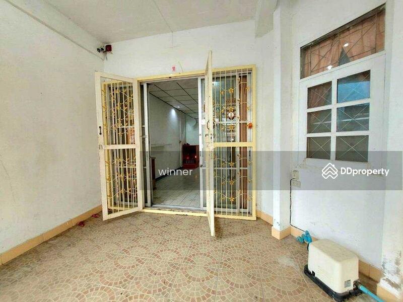 ขาย - Moobaan Chalathorn Soi Sathu Pradit 57 : หมู่บ้านชลาธร ซอยสาธุประดิษฐ์ 57, กรุงเทพ