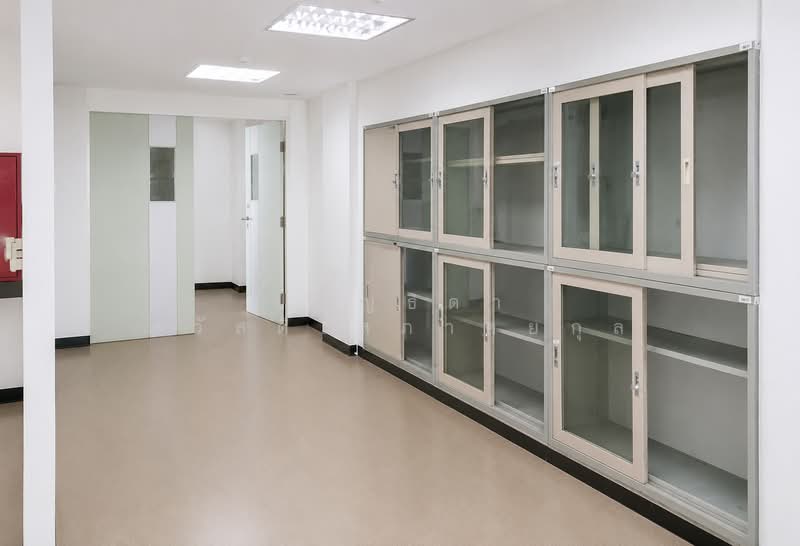 Office building Center Points Project, Muang Surat Thani, Surat Thani, สุรีย์โชค, Talat, Muang Surat Thani, Surat Thani, , 1,379 sqm, Office Space For Sale, by Parinthida Sawuddisopakaykul, 11302601 - DDproperty.com
