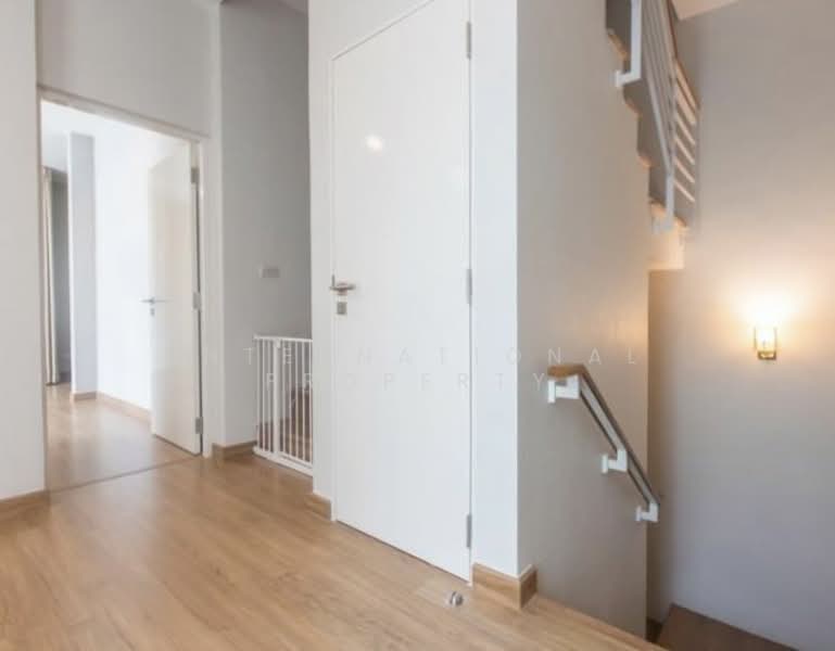 Baan Klang Muang Classe Ekkamai-Ramintra, Bangkok, Sukhonthasawat Road, Lat Phrao, Lat Phrao, Bangkok, 4 Bedrooms, 241 sqm, Single Detached House For Sale, by NEXTSTEP PROPERTY, 11302940 - DDproperty.com